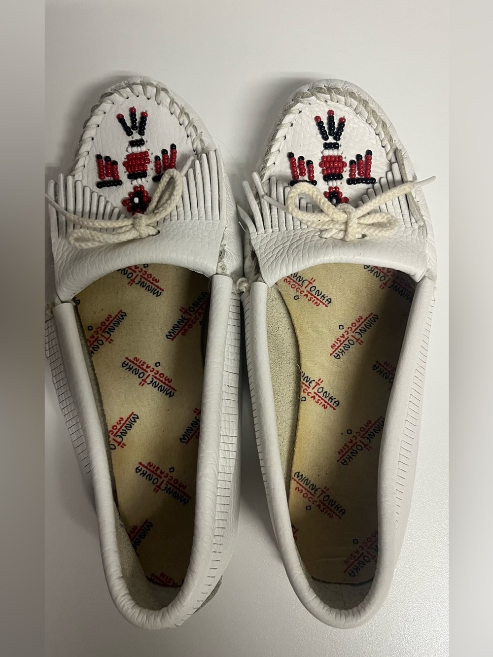 Minnetonka White Leather Beaded Fringe Moccasins with Red and Black Accents